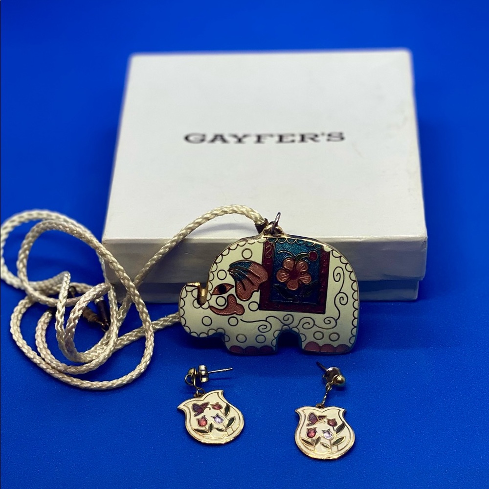Vintage 1980’s Cloisonné Elephant Necklace Set